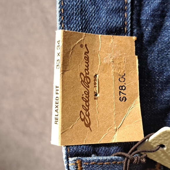 Eddie Bauer Indigo Dyed Relaxed Fit Blue Jean Denim NWT 33 x 34 - Picture 5 of 10